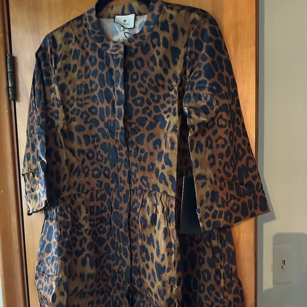 New with tags never worn Tuckernuck dress animal print size L